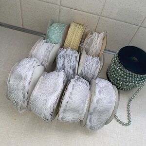 Vintage Wyla White Green Cream Lace & Beads Lot Of‎ 11 Items